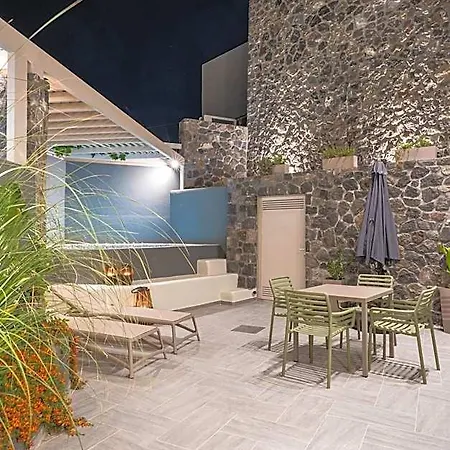 Wine And Yard Caves 호텔 Santorini Island
