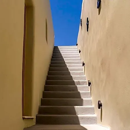 호텔 Wine And Yard Caves Santorini Island